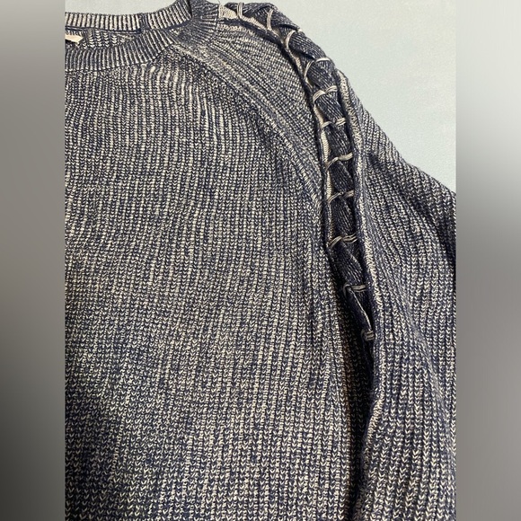 LC Lauren Conrad Women's Blue Sweater - Picture 3 of 12